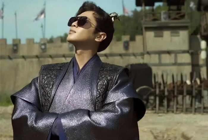 庆余年:费介为何那么爱范闲?