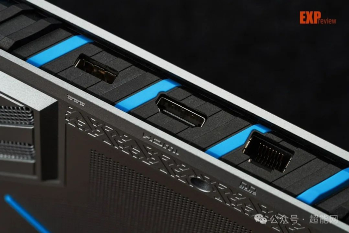 微星泰坦18ultra2024评测真正的顶级王者即是游戏本又是工作站