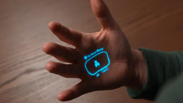 Ai Pin的投影显示也需要一定时间去掌握使用技巧。来源：Youtube