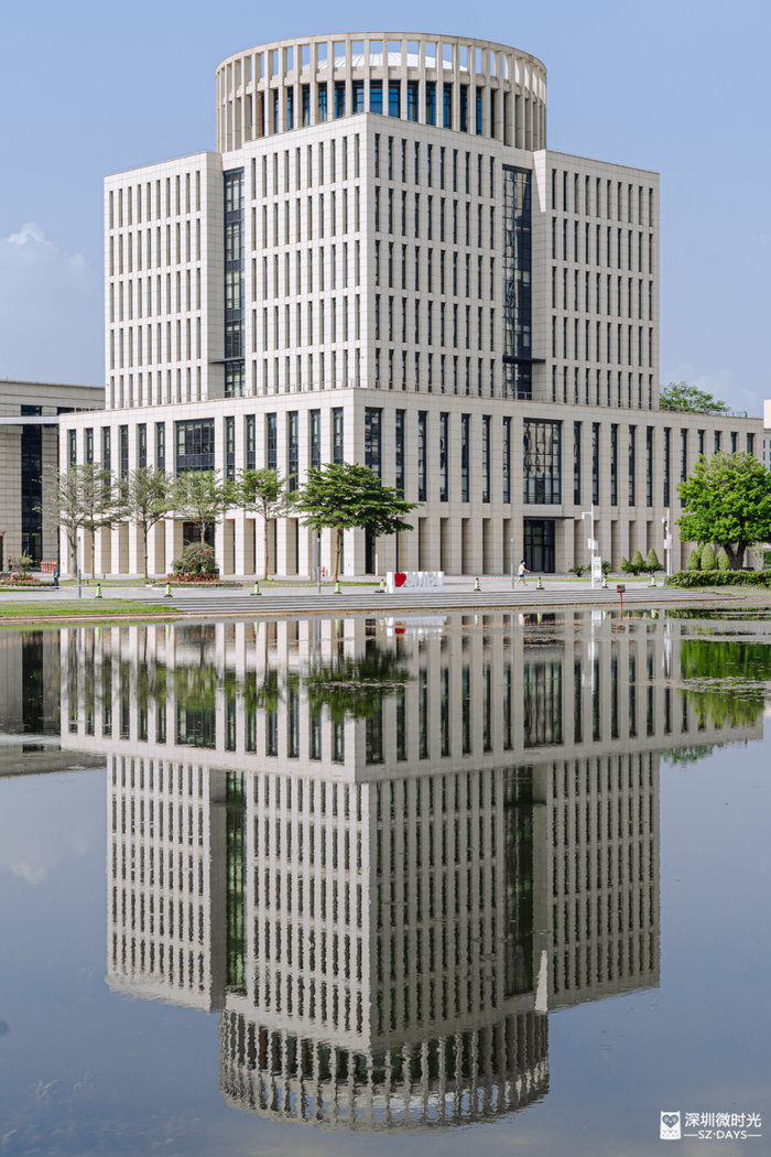 深圳「最苦」大学,来头很大,存在感却有点低?