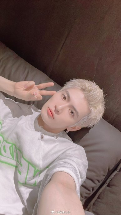 「投稿整理」 x part2|投稿|黄明昊|贺峻霖_新浪新闻