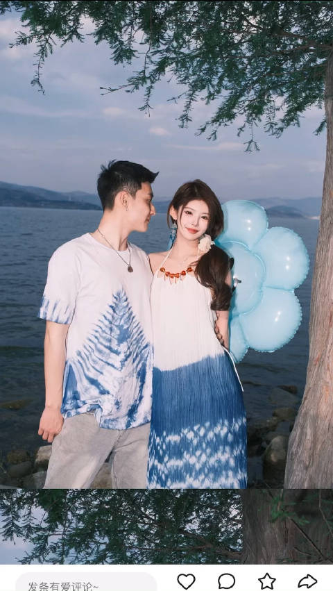 梦瑶晒出和新腾的合照梦瑶你在身边那便是幸福在身边