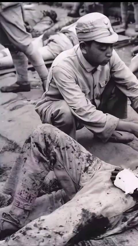 这张照片是1944年湖南衡阳保卫战受伤的士兵
