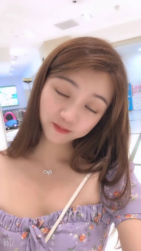 凭实力英语怎么说dosomethingonmerits