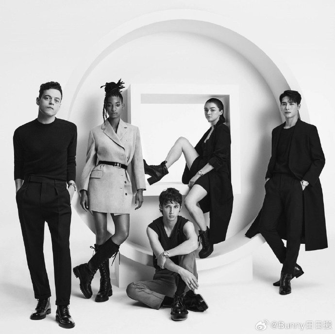 世界就是一个巨大的王嘉尔朋友圈 全球就是王嘉尔的朋友圈|王嘉尔