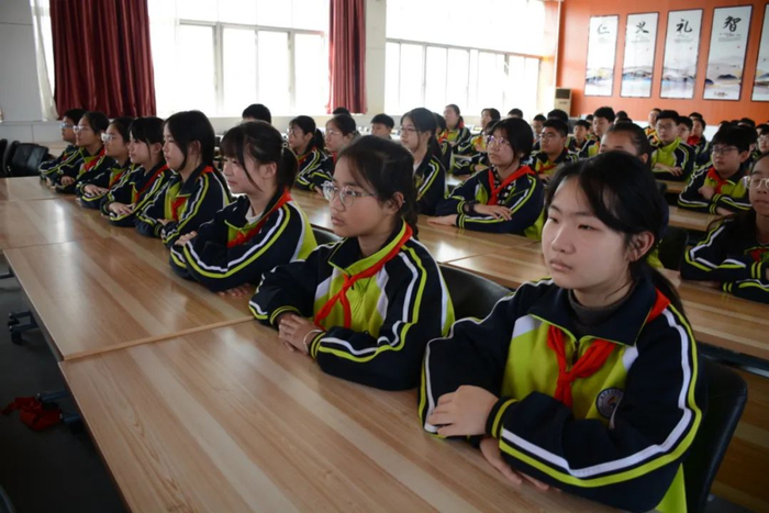 爱卫同行健康你我临沂第三实验小学开展爱国卫生月科普活动