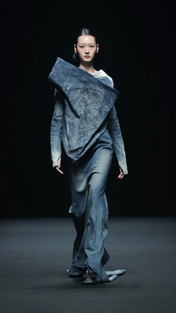 东莞虎门女装品牌斩获三项大奖!