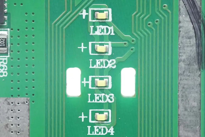 贴片按键用于电量检测.电池保护芯片丝印12ab,来自宏康.