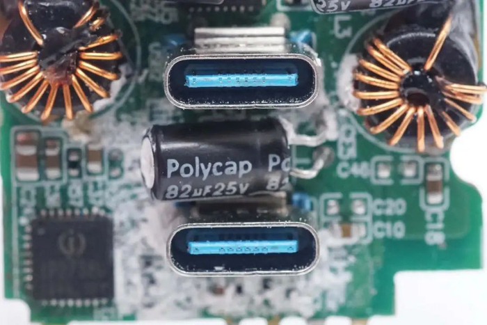 拆解报告航嘉35w双usbc氮化镓充电器