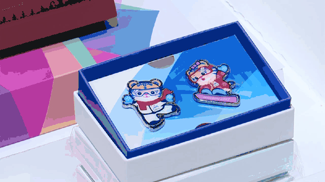 龙江两个小可爱 消博会上受青睐__财经头条