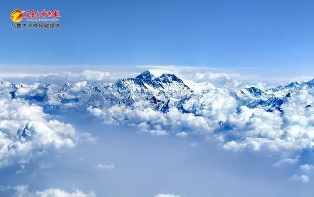 新疆登珠峰少年抵达尼泊尔 将择期从南坡发起冲锋