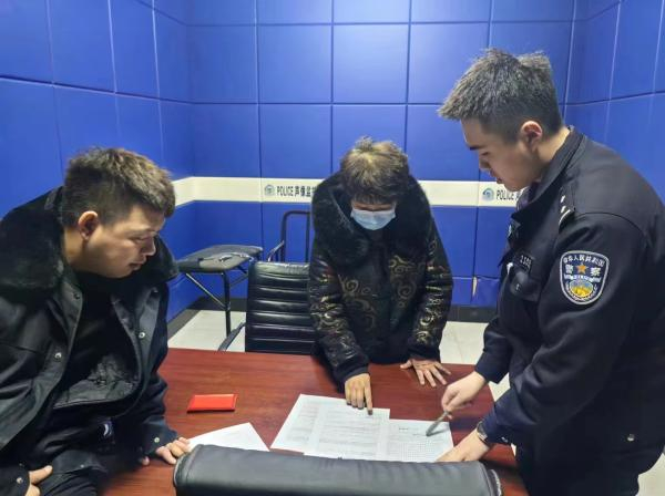 长宁警方查处一女子利用AI技术编造明星死亡谣言。&nbsp;