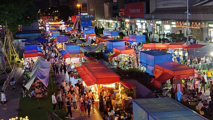 在深圳华强北,年轻人暴打消费主义|深圳市|消费主义_新浪新闻