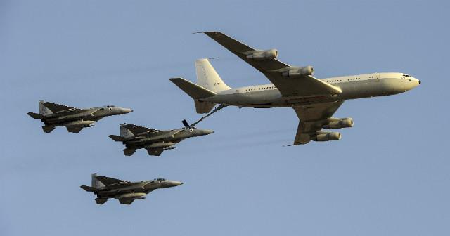 以色列波音707加油机演练空中加油 图片来源
：以色列空军