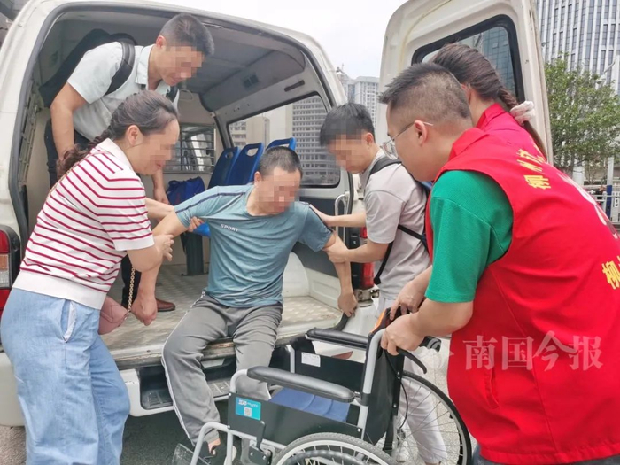 柳州市|雅安市|救助站_新浪新闻