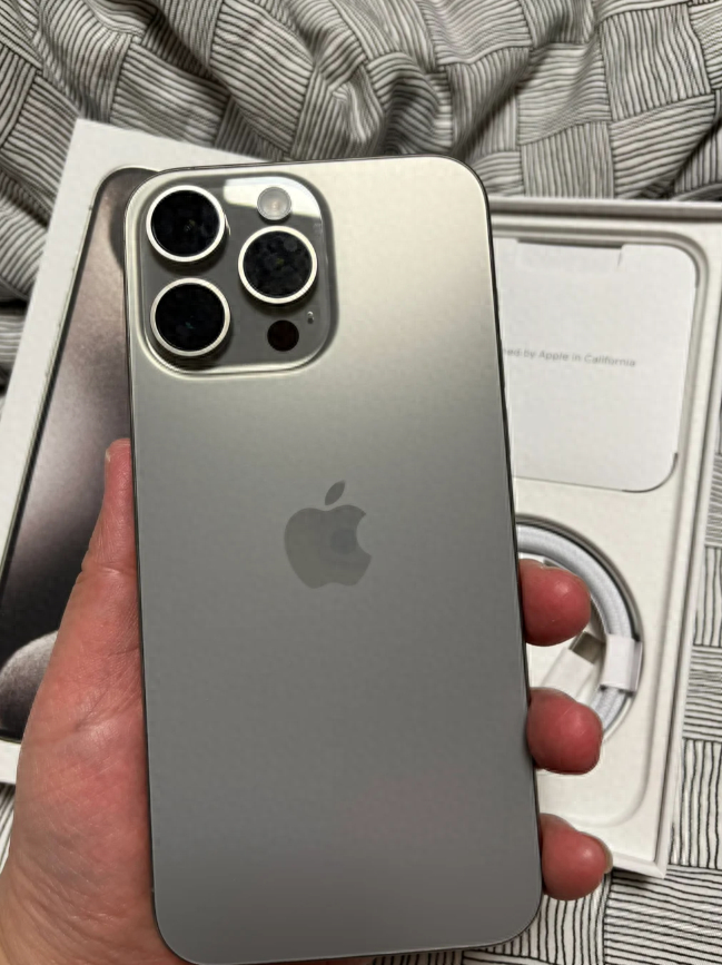 内存都有1tb,拍照还比iphone强|影像|手机|华为_新浪新闻