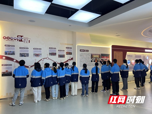 邵阳市第十二中学开展社会主义核心价值观教育实践活动