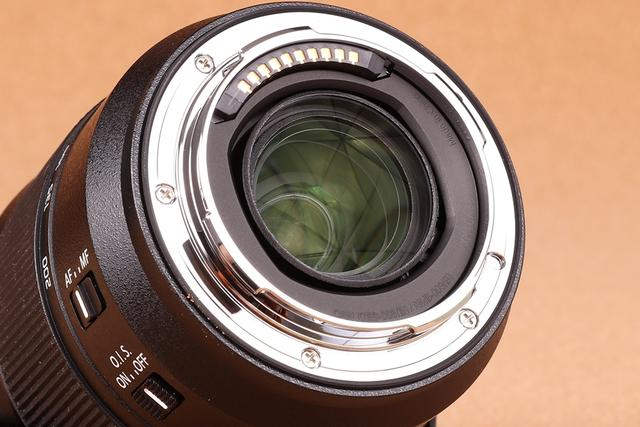 轻巧多用途松下lumixs28200mm镜头评测