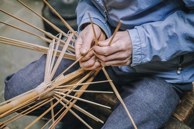 油纸伞绕线图片