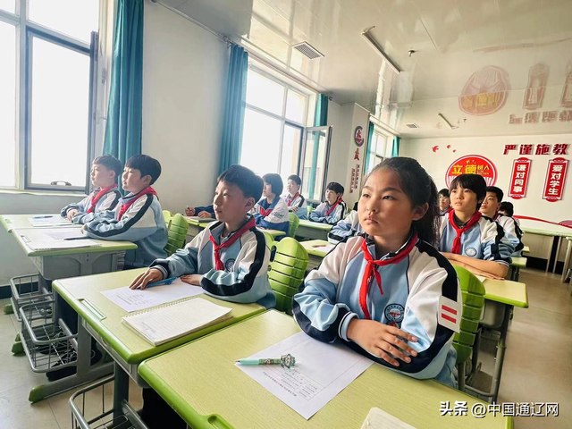 通辽市司法局开展"法治副校长"送法进校园活动|通辽市_新浪新闻