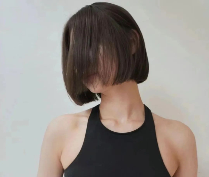 一刀切,短发高级感|短发|高级感_新浪新闻