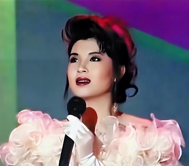 80年代凭"西北风"歌曲走红的十大歌星 如今崔健依然红 安雯变化大