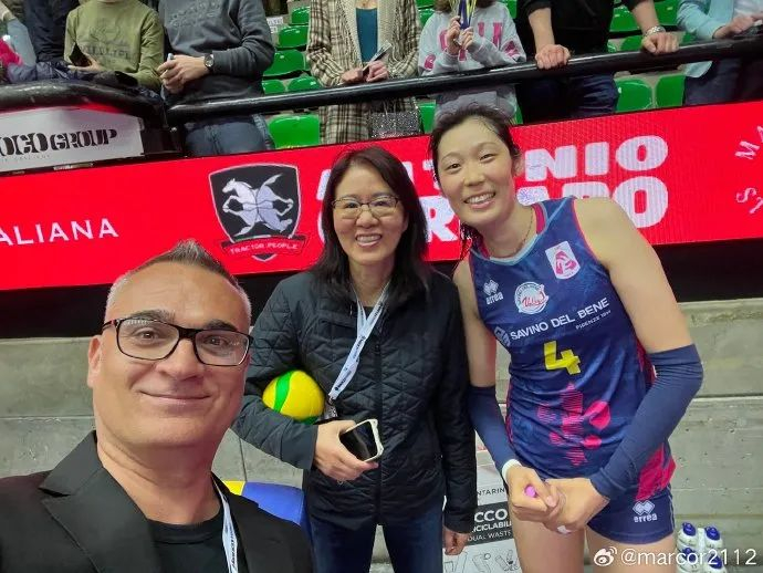 图片来源：朱婷经纪人社交媒体