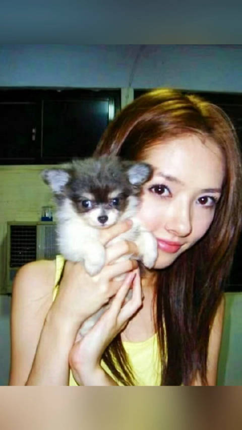 郭碧婷早期旧照,清纯女神自带氛围感,永远对美女有南湘滤镜啊