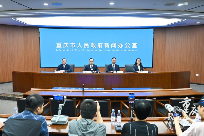 新闻发布会现场 邹乐 摄