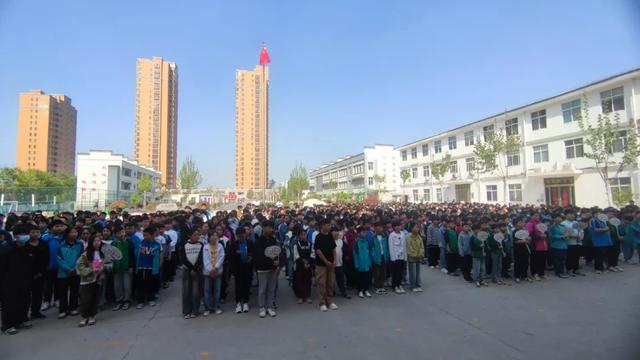 学法知法守法 成长成人成才 商丘虞城县木兰实验小学开展法治教育宣传