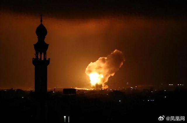以色列媒体：伊朗等地传出爆炸声