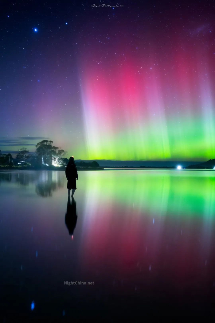 镜面南极光 | 夜空中国