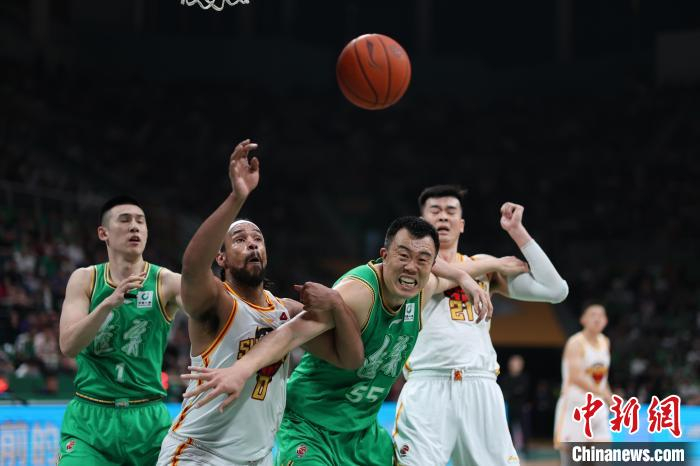 cba季后赛辽宁本钢胜深圳马可波罗