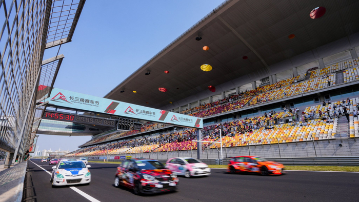 这条赛道成为助推区域经济发展的新引擎。