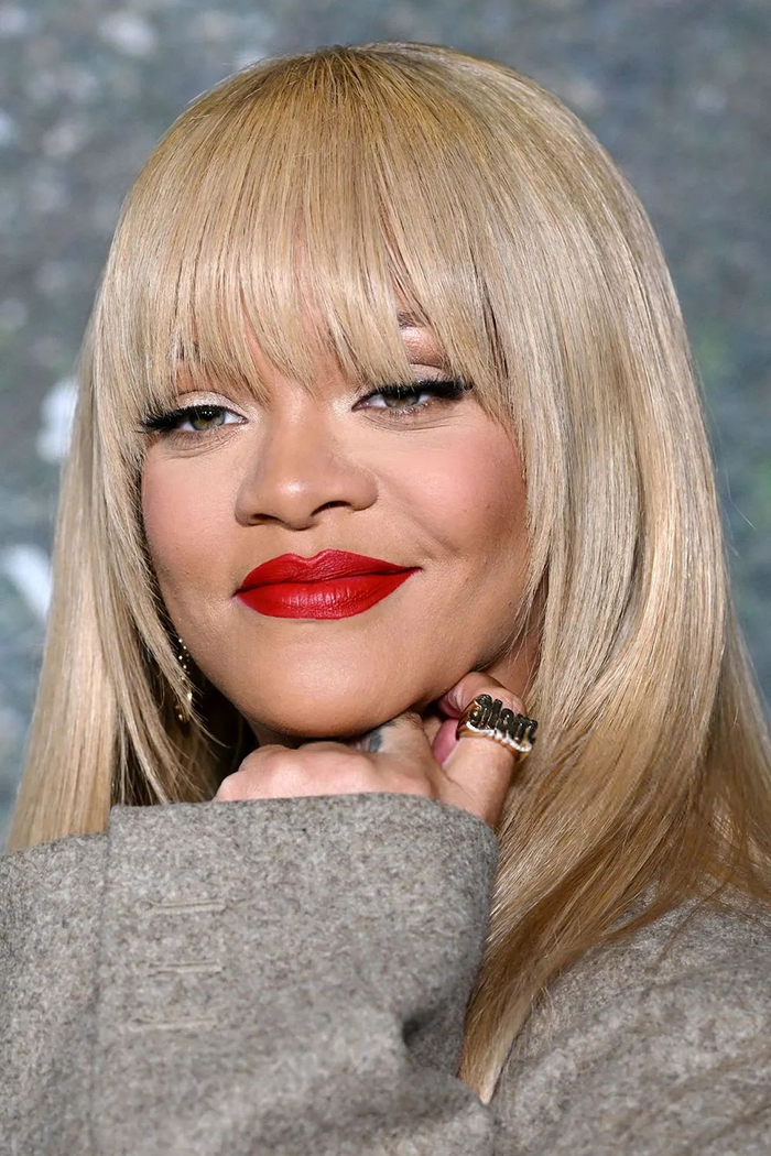 爆米花 | "日婆"蕾哈娜说自己最爱创作音乐?赞姐最近是要穿多少网球?