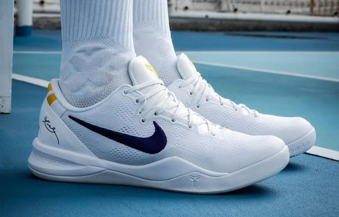 「科比kobe 8」紫金湖人配色曝光,确认发售!