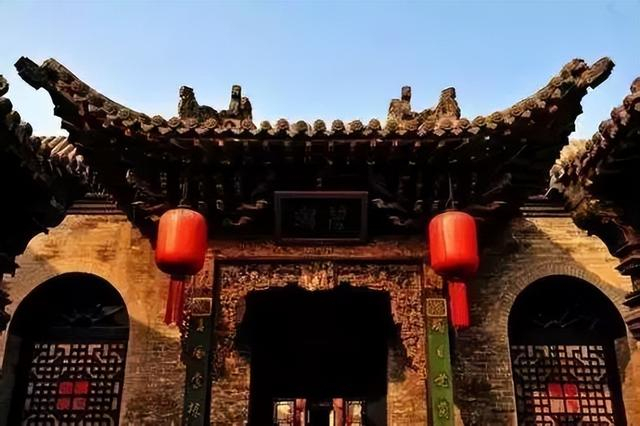 年,是一座具有北方汉族传统民居建筑风格的古宅,现为国家5a级旅游景区