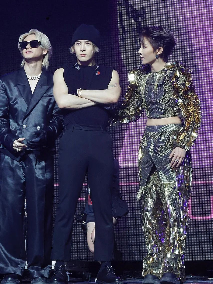 当地时间4月14日,刘雨昕,王嘉尔现身印地奥继王哥第n次登上科切拉舞台