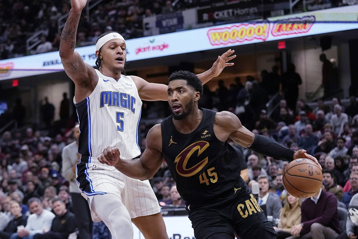 nba彩经:冤家路窄湖人力拼掘金 状态火热尼克斯击败76人