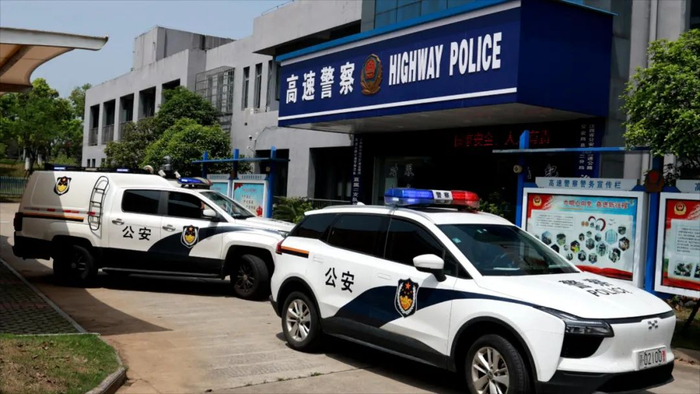 助力企业发展 服务群众安全 高速警察直属二分局这样做