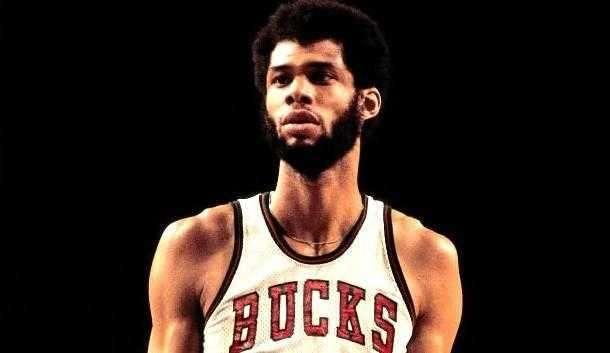 第四名:贾巴尔作为nba第一选秀大年84一届的3号秀,乔丹虽然不是状元