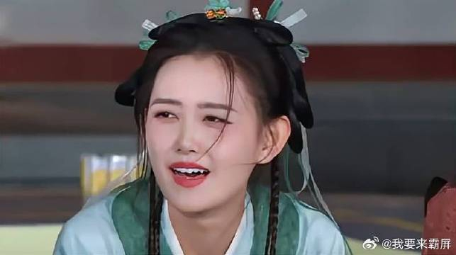 蒋依依再演当时情境,还吐槽当着面拿走,还不发展我们