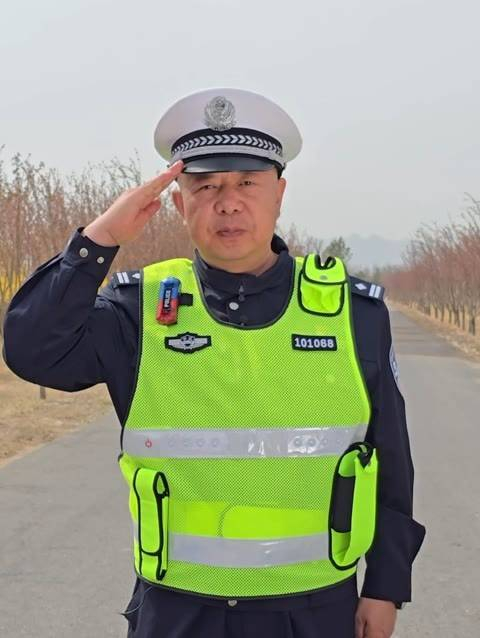 如何去?听鸿胜警官把你指引!