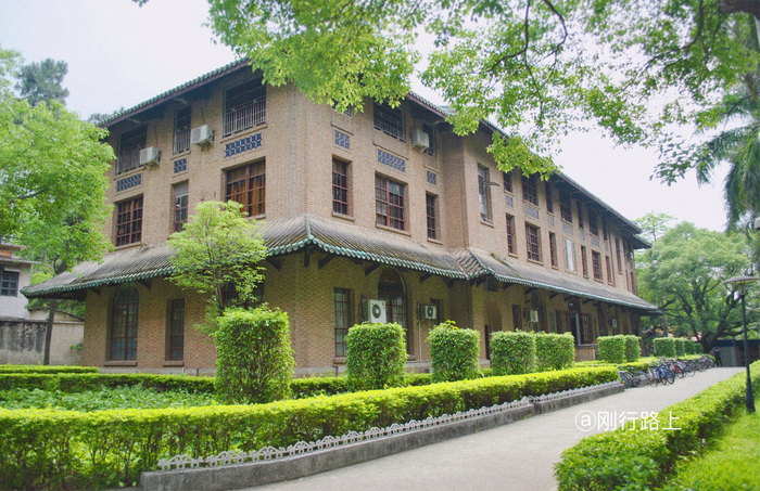 充满魅力的广州中山大学是怎么样的?