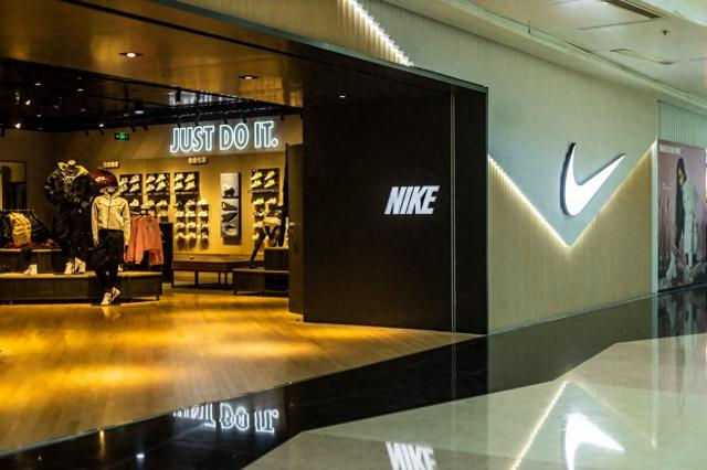 耐克将在俄勒冈州总部裁员740人|环球网|耐克|俄勒冈州_新浪新闻