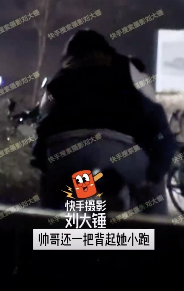 李雪琴恋情曝光:终于有人,背着我在夜晚的街头奔跑～|李雪琴_新浪新闻