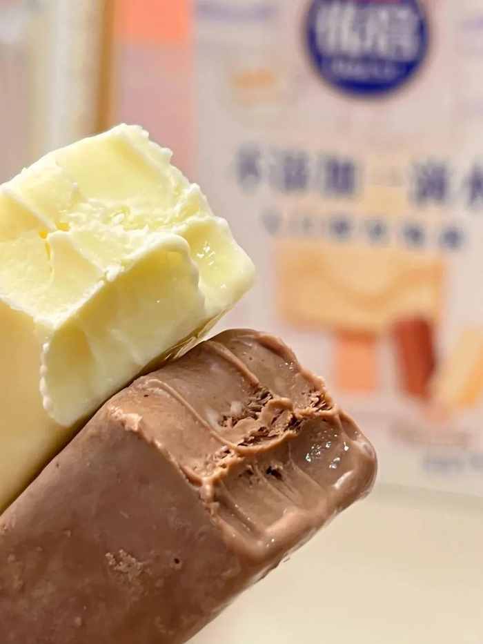 上海百年品牌·光明雪糕,鲜牛乳冰淇淋浓郁丝滑,大白兔雪糕醇厚童年味