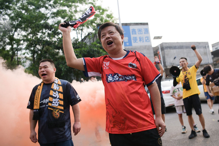 足协杯的到来点燃了球迷的热情。