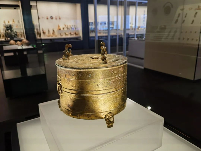 现场展品 重庆中国三峡博物馆供图本次展览预计至今年年底结束,面向