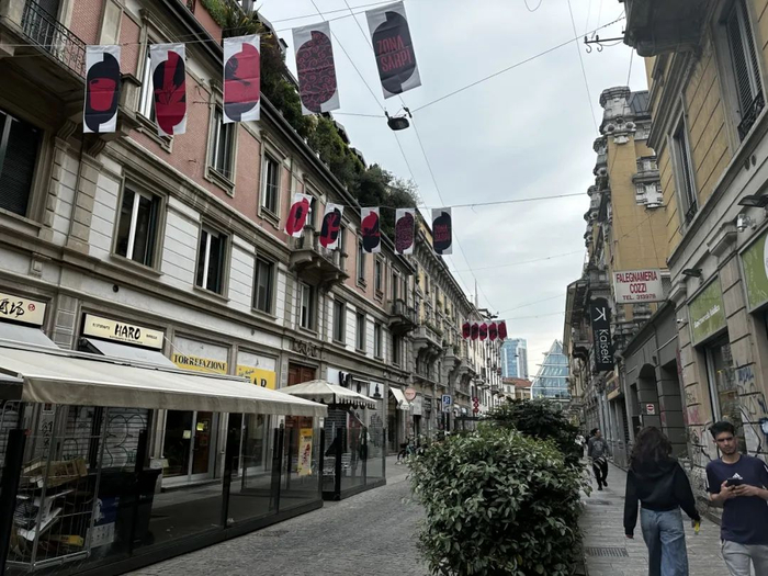 灵感来自一群孩子……|ac米兰|意大利|华人街_新浪新闻